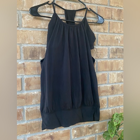 Lululemon No Limit Black Tank Top, Size 4 - Picture 6 of 8